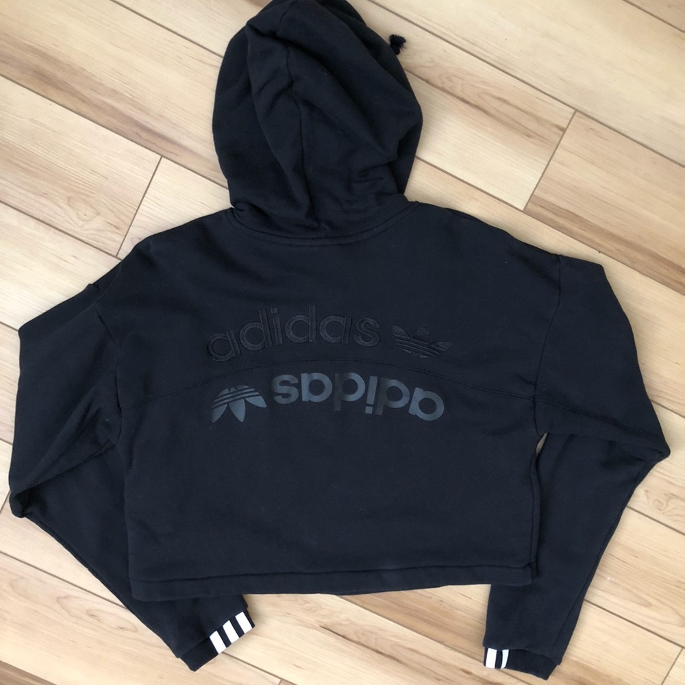 ADIDAS LOGO CROP SWEATSHIRT